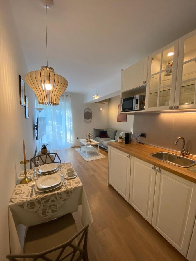 Apartments Fantasia Pula Exterior foto
